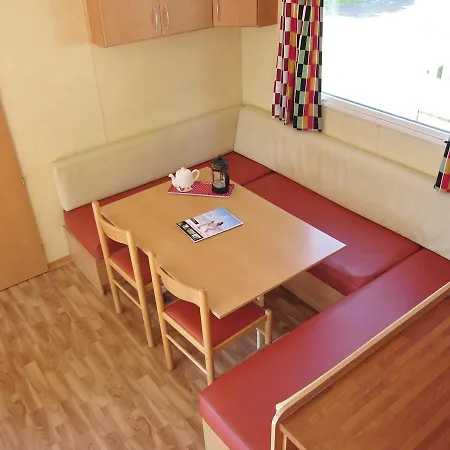Thomas James Holidays Mobile Homes Κάμπινγκ *
